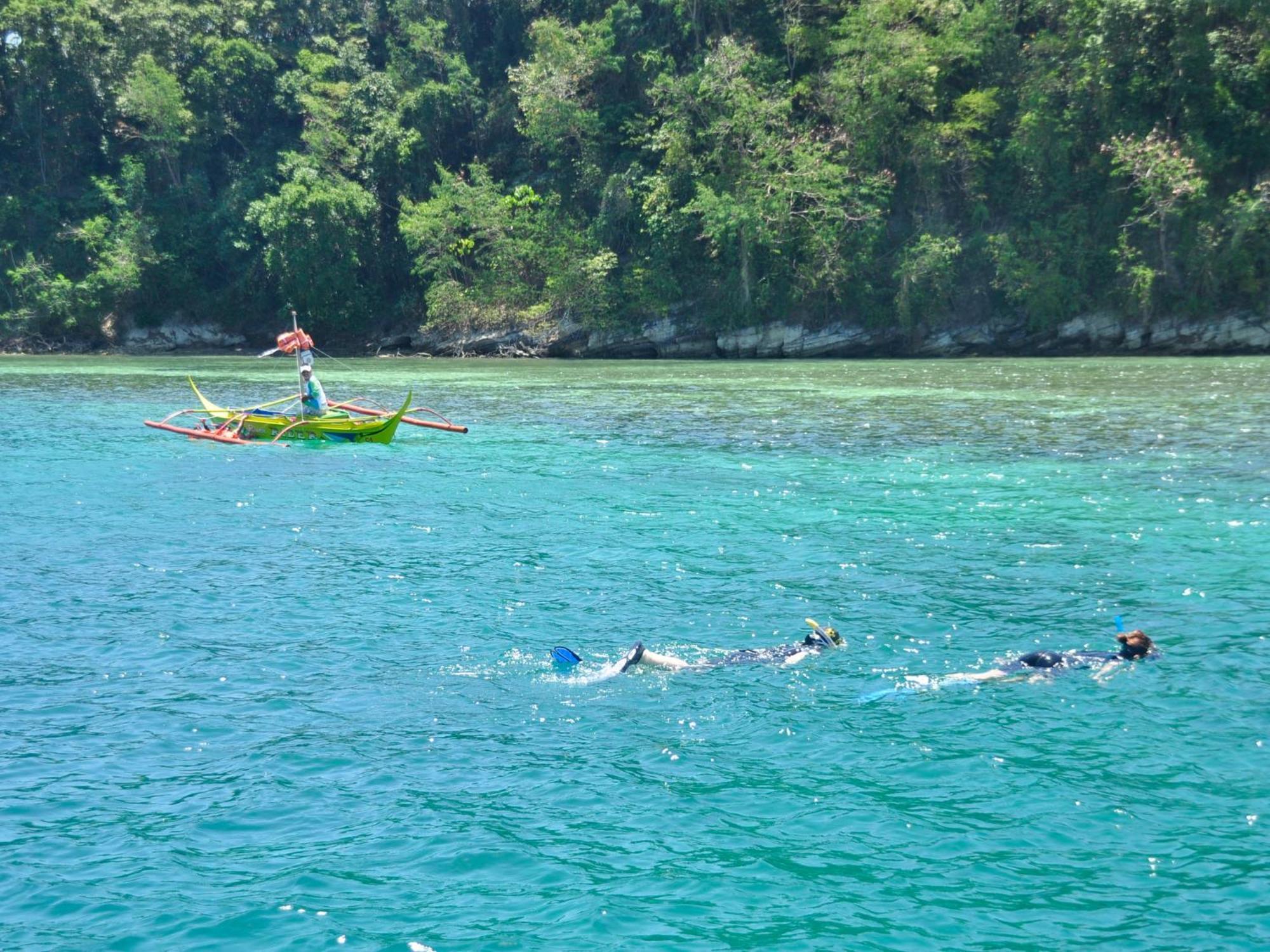 Badladz Beach&Dive Resort Puerto Galera Exterior foto