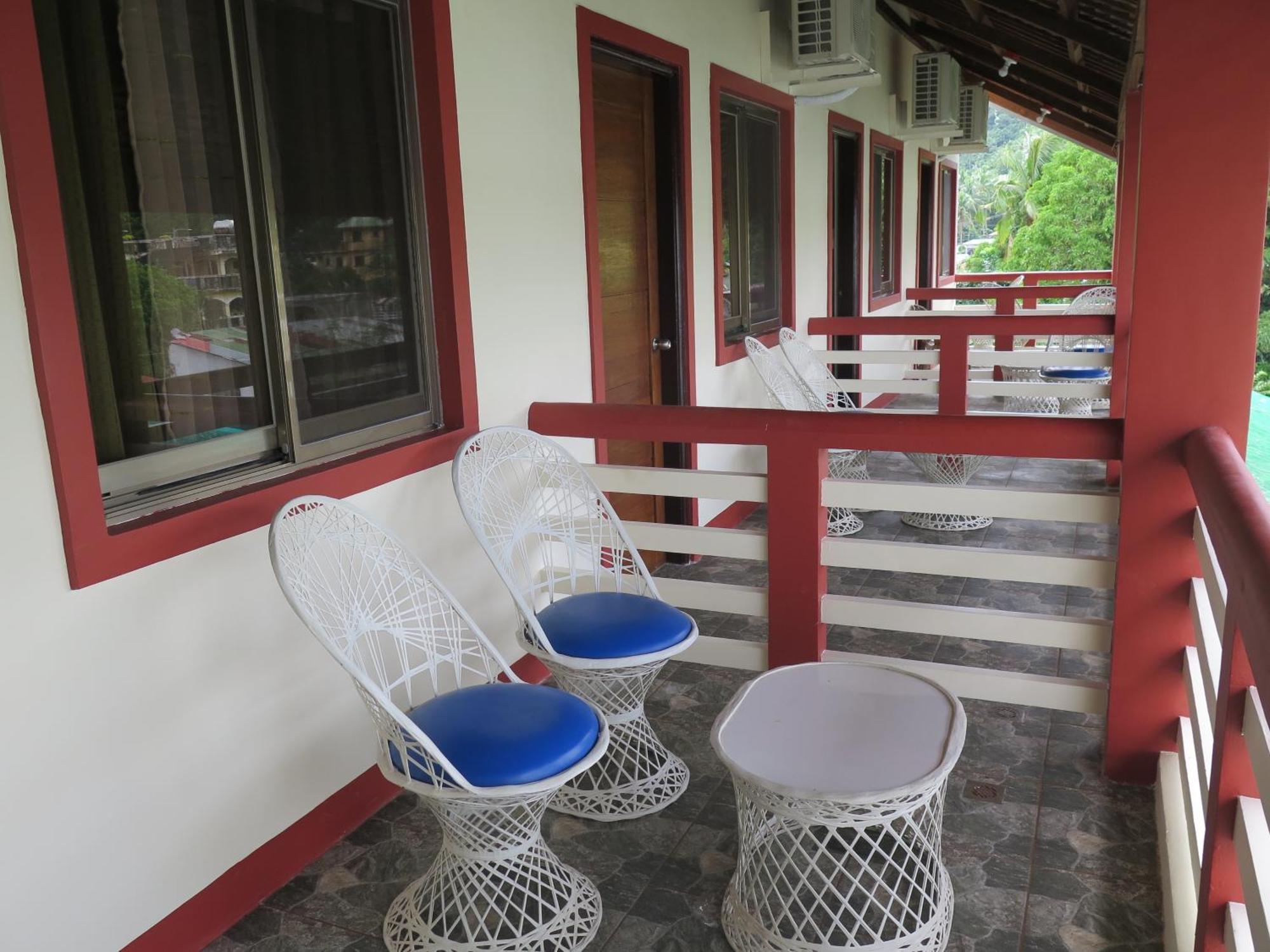 Badladz Beach&Dive Resort Puerto Galera Zimmer foto